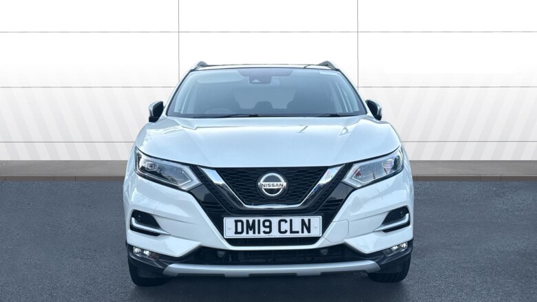 Nissan Qashqai 1.3 DiG-T N-Motion 5dr Petrol Hatchback